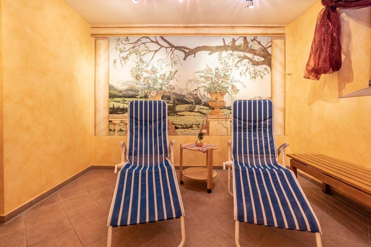 Hotel-Gasthof Zum Dragoner Peiting Exterior foto